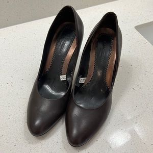 Isaac Mizrahi chocolate brown pumps